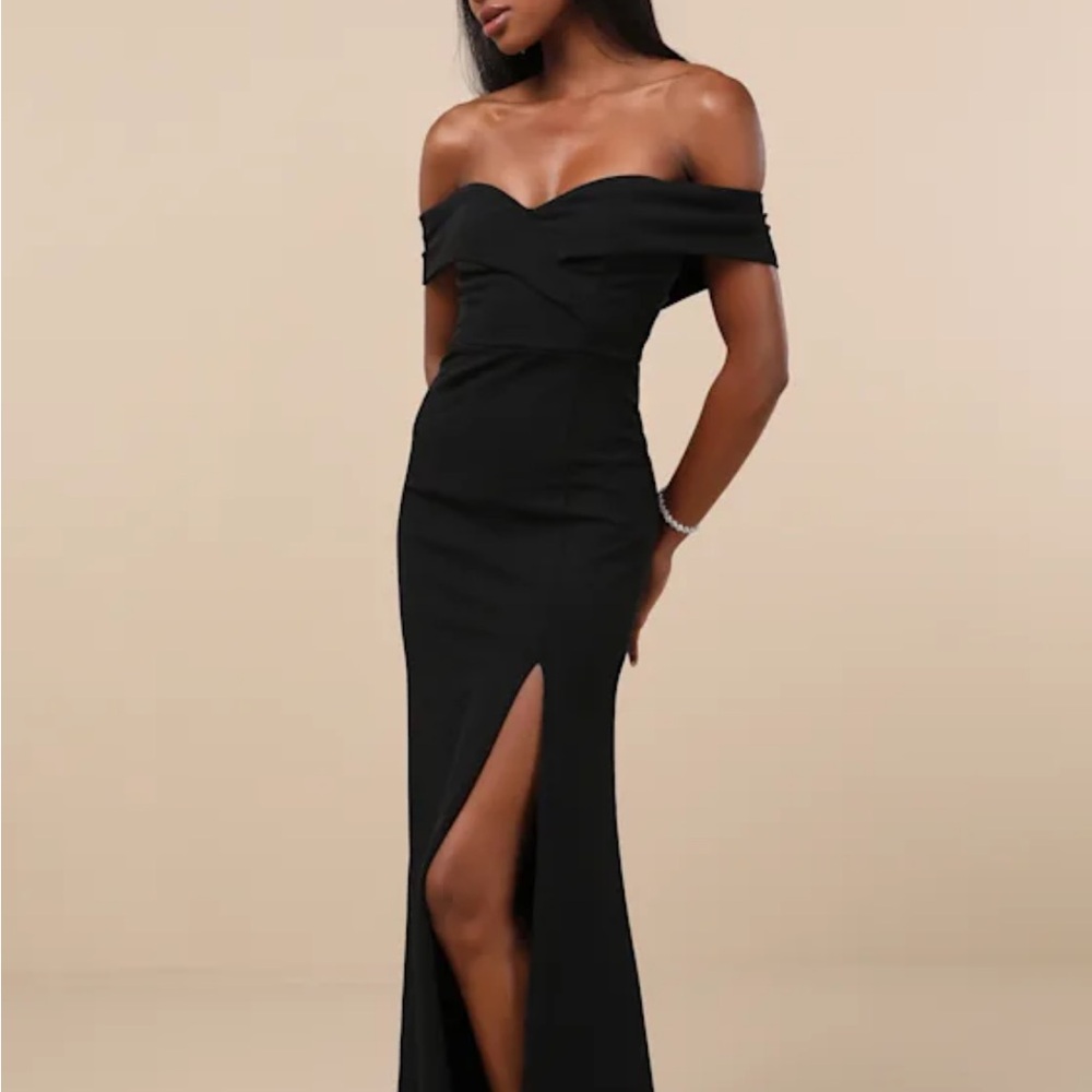 Lulu's Black Off-Shoulder Slit Gown